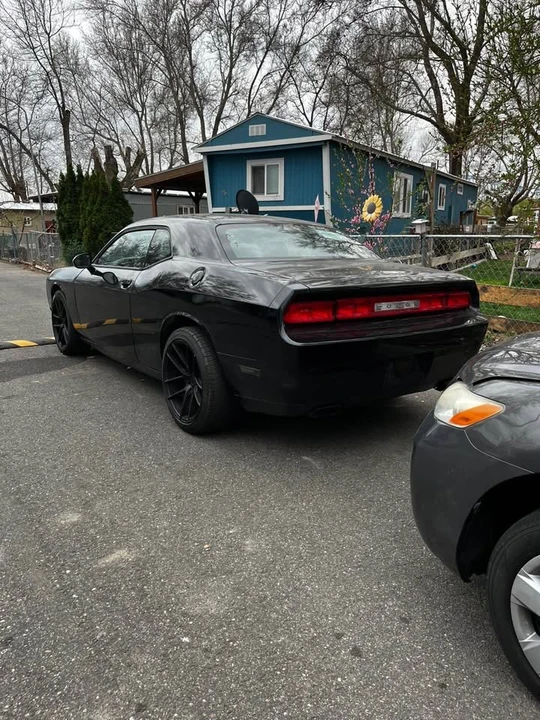 2011 Dodge Challenger 3rd Gen - Image 3 of 7
