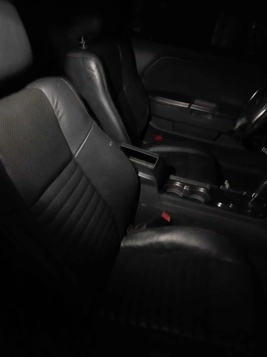 2011 Dodge Challenger 3rd Gen - Image 5 of 8
