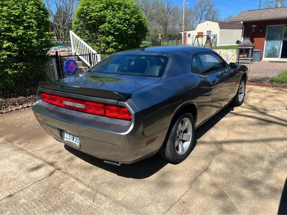 2011 Dodge Challenger 3rd Gen - Image 5 of 8