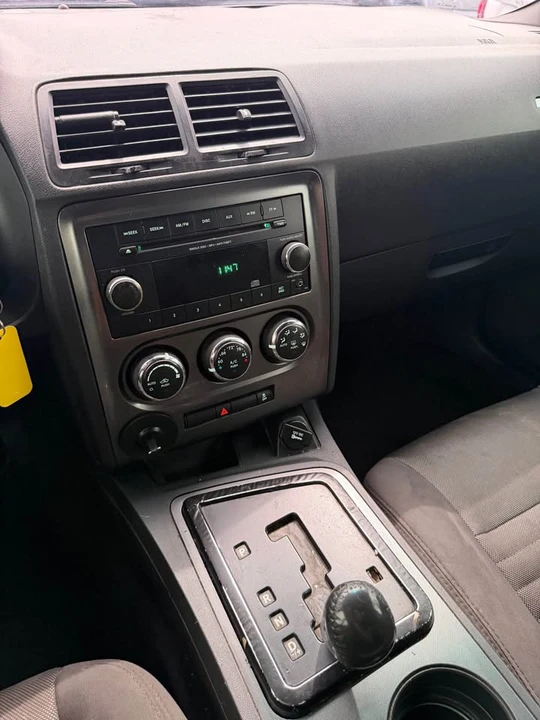 2011 Dodge Challenger 3rd Gen - Image 7 of 8
