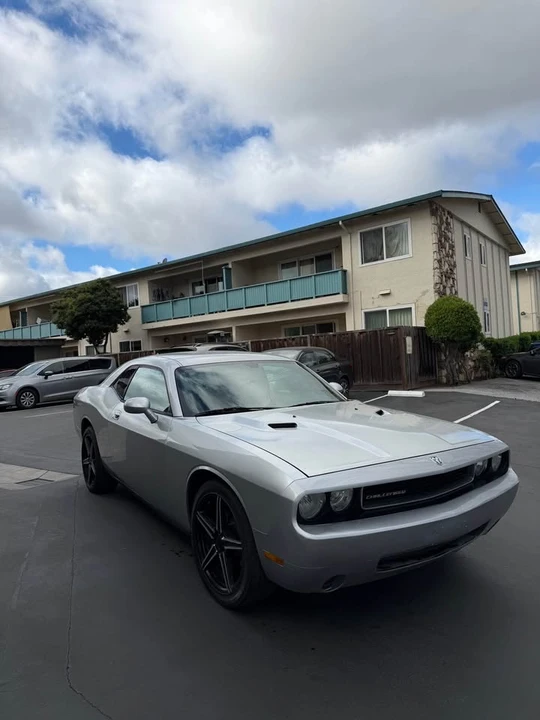 2011 Dodge Challenger 3rd Gen - Image 8 of 13