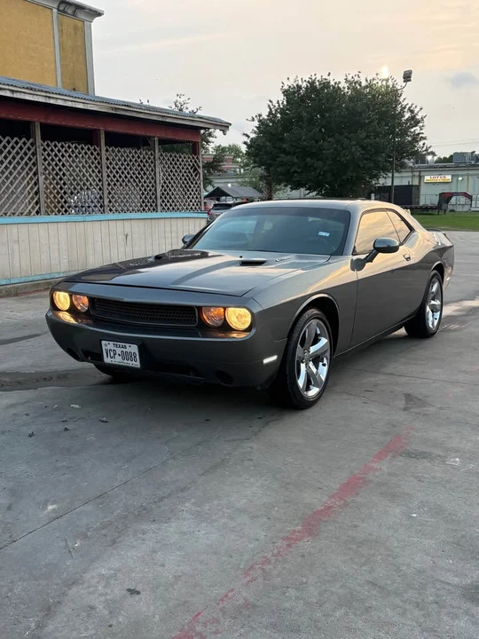2011 Dodge Challenger 3rd Gen - Image 2 of 14