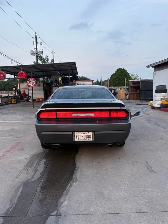 2011 Dodge Challenger 3rd Gen - Image 4 of 14