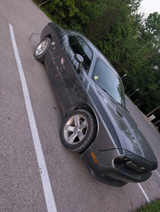 2011 Dodge Challenger 3rd Gen - Image 3 of 7