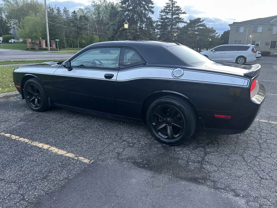 2011 Dodge Challenger 3rd Gen - Image 3 of 6
