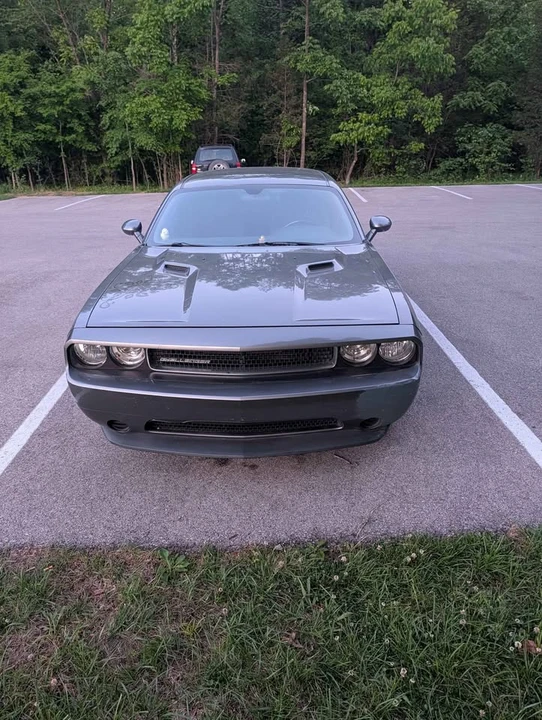 2011 Dodge Challenger 3rd Gen - Image 2 of 7