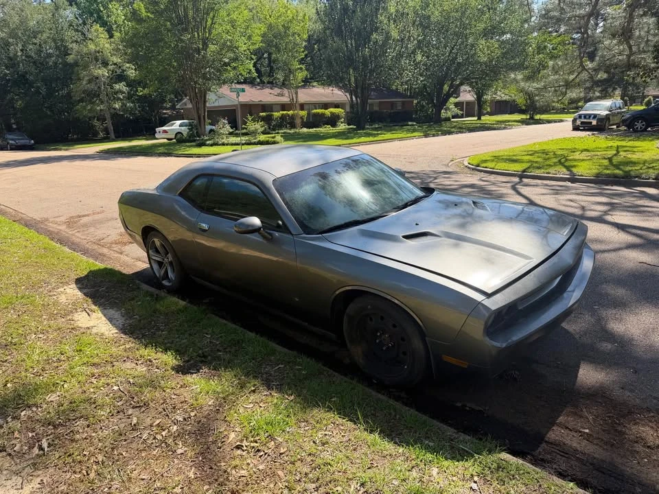 2011 Dodge Challenger 3rd Gen - Image 2 of 5