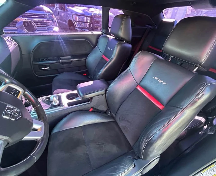 2011 Dodge Challenger 3rd Gen - Image 2 of 4