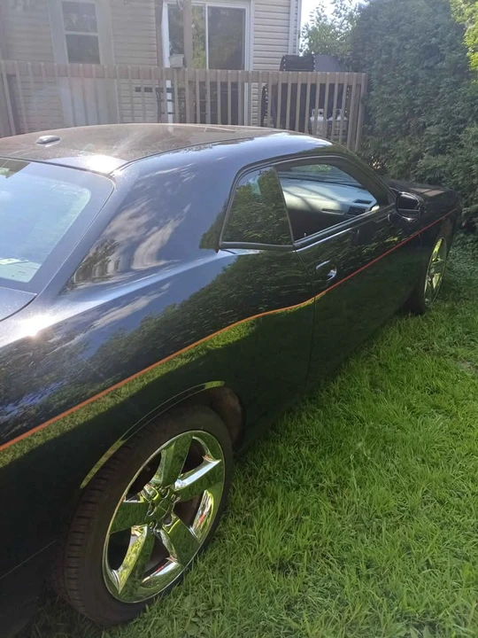 2011 Dodge Challenger 3rd Gen - Image 7 of 13
