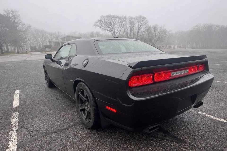 2011 Dodge Challenger 3rd Gen - Image 2 of 4