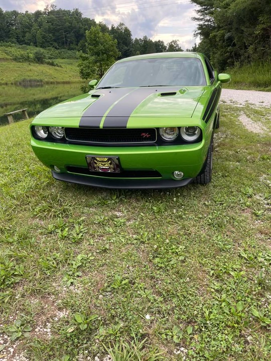 2011 Dodge Challenger 3rd Gen - Image 2 of 5
