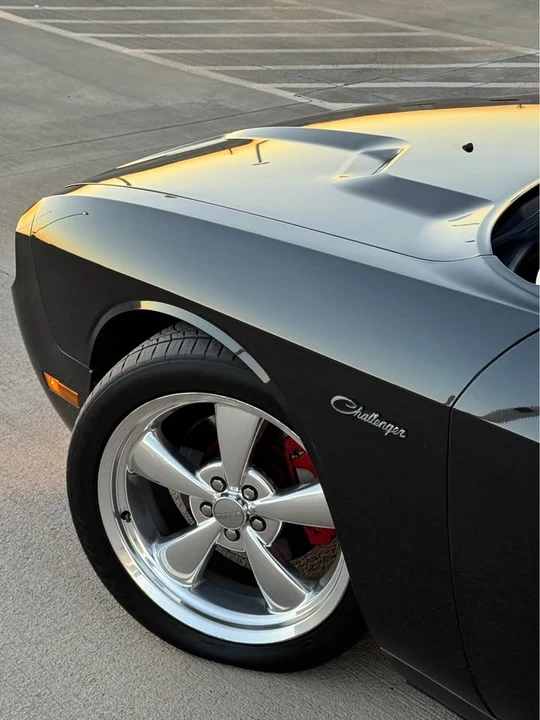 2011 Dodge Challenger 3rd Gen - Image 9 of 20