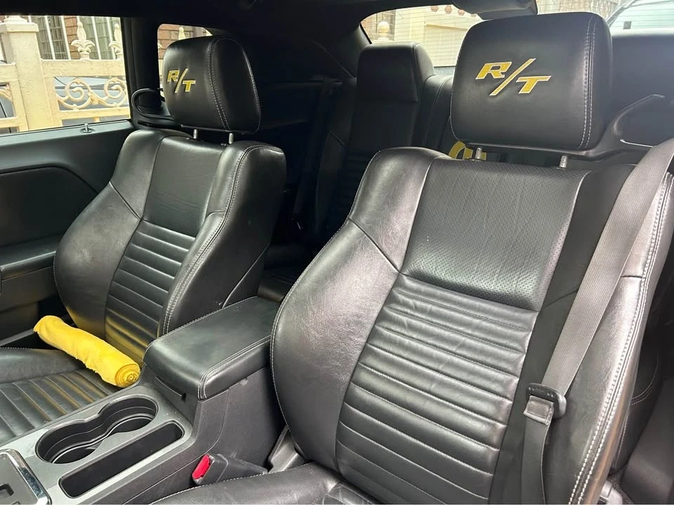 2011 Dodge Challenger 3rd Gen - Image 17 of 20
