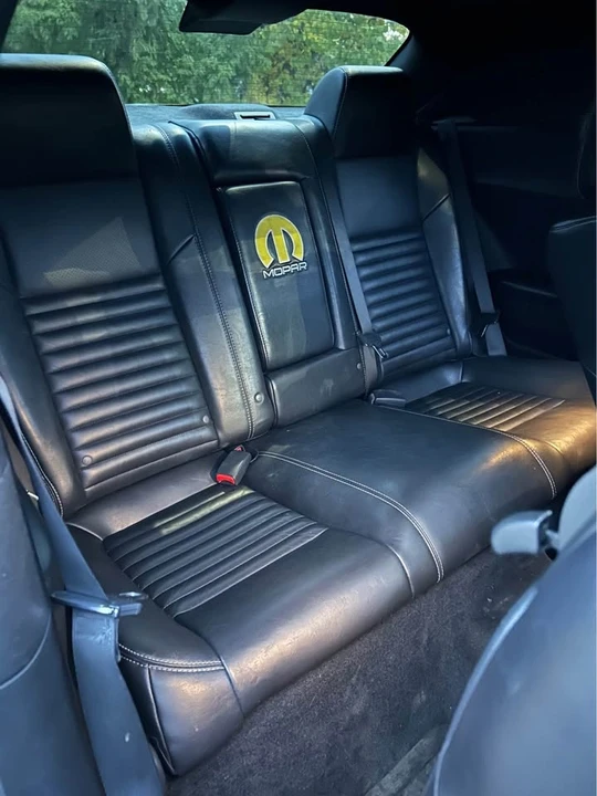 2011 Dodge Challenger 3rd Gen - Image 19 of 20