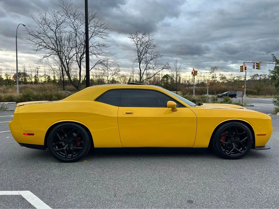 2011 Dodge Challenger 3rd Gen - Image 6 of 20