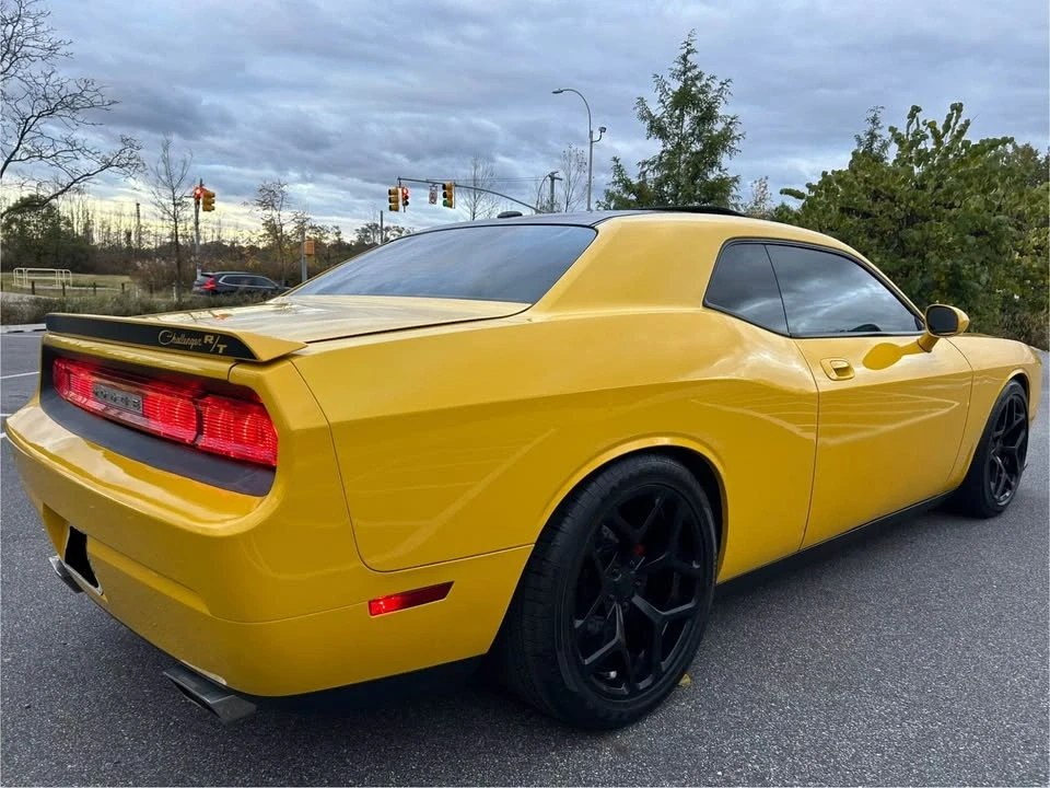 2011 Dodge Challenger 3rd Gen - Image 10 of 20