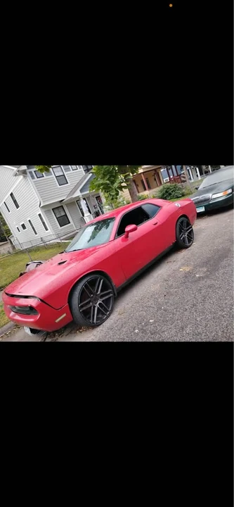 2011 Dodge Challenger 3rd Gen - Image 2 of 2
