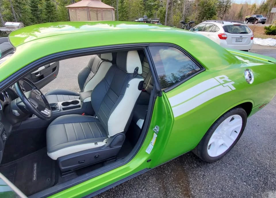 2011 Dodge Challenger 3rd Gen - Image 4 of 8