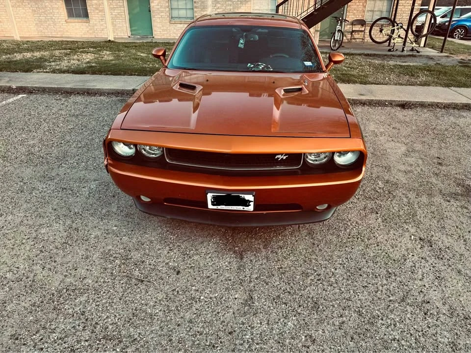 2011 Dodge Challenger 3rd Gen - Image 2 of 9