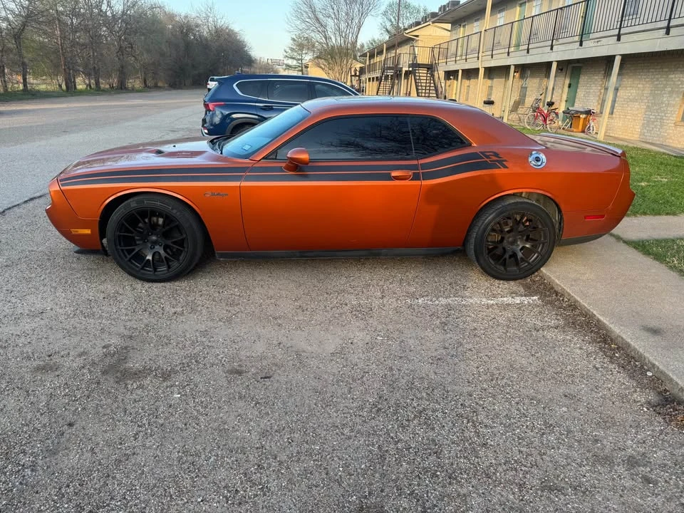 2011 Dodge Challenger 3rd Gen - Image 4 of 9