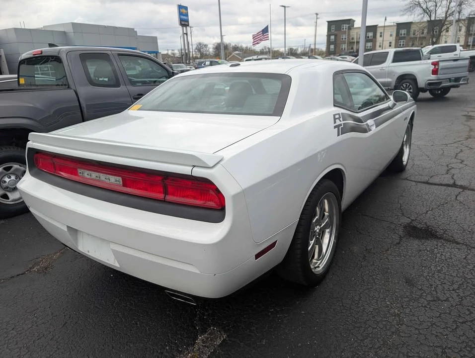 2011 Dodge Challenger 3rd Gen - Image 6 of 7