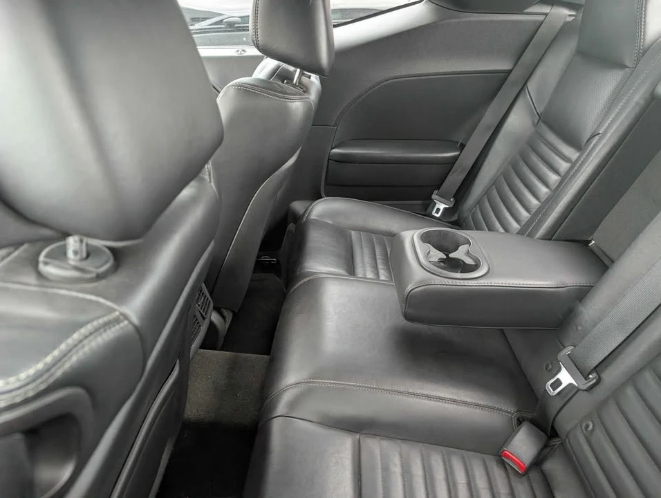 2011 Dodge Challenger 3rd Gen - Image 5 of 7