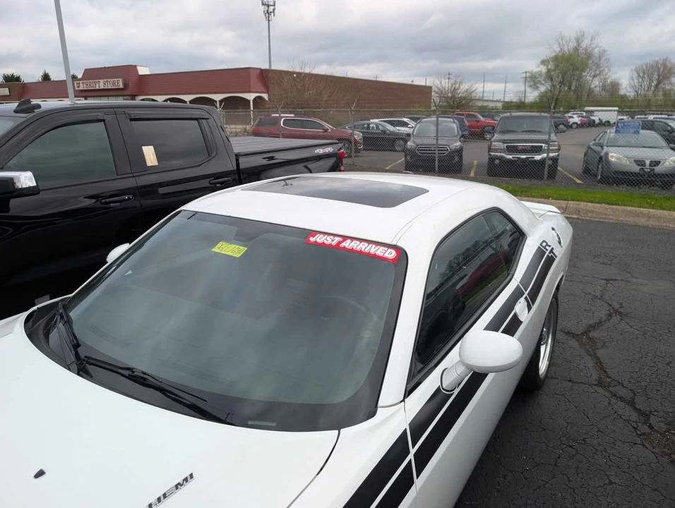 2011 Dodge Challenger 3rd Gen - Image 7 of 7
