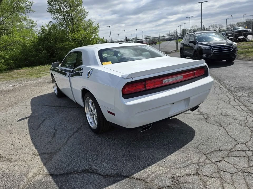 2011 Dodge Challenger 3rd Gen - Image 3 of 8