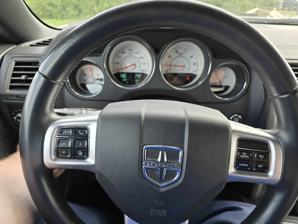 2011 Dodge Challenger 3rd Gen - Image 7 of 8