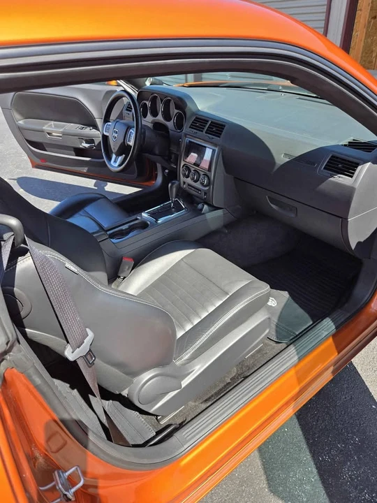2011 Dodge Challenger 3rd Gen - Image 8 of 11
