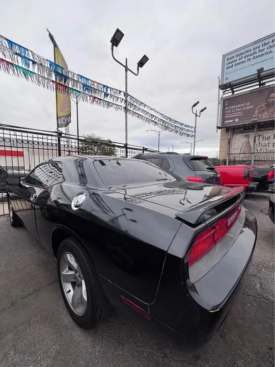 2011 Dodge Challenger 3rd Gen - Image 4 of 6
