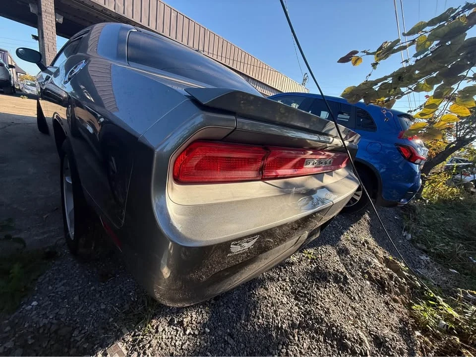 2011 Dodge Challenger 3rd Gen - Image 3 of 14
