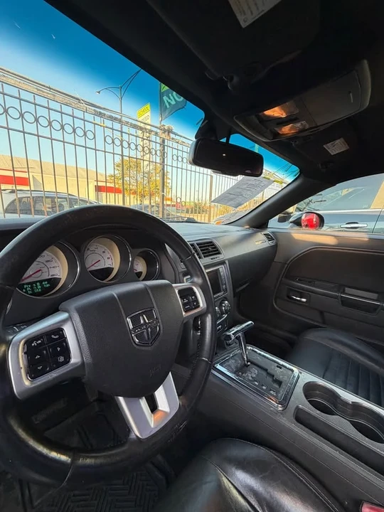 2011 Dodge Challenger 3rd Gen - Image 2 of 6