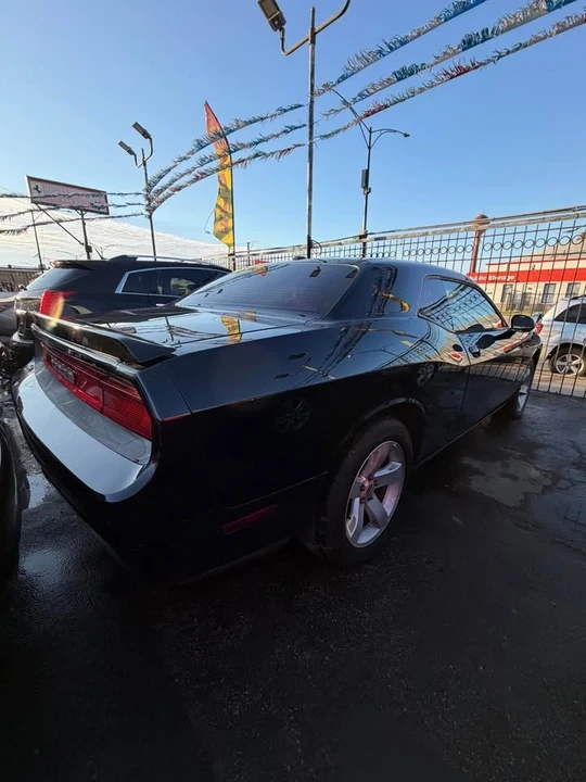 2011 Dodge Challenger 3rd Gen - Image 3 of 6