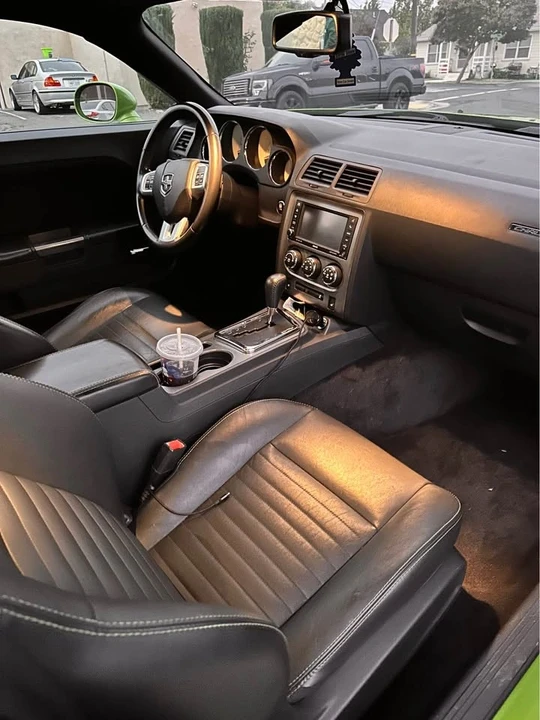 2011 Dodge Challenger 3rd Gen - Image 5 of 17
