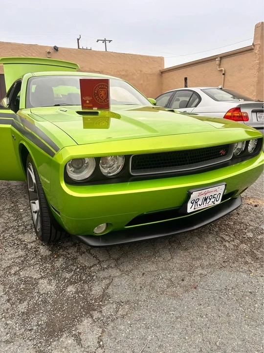 2011 Dodge Challenger 3rd Gen - Image 16 of 17