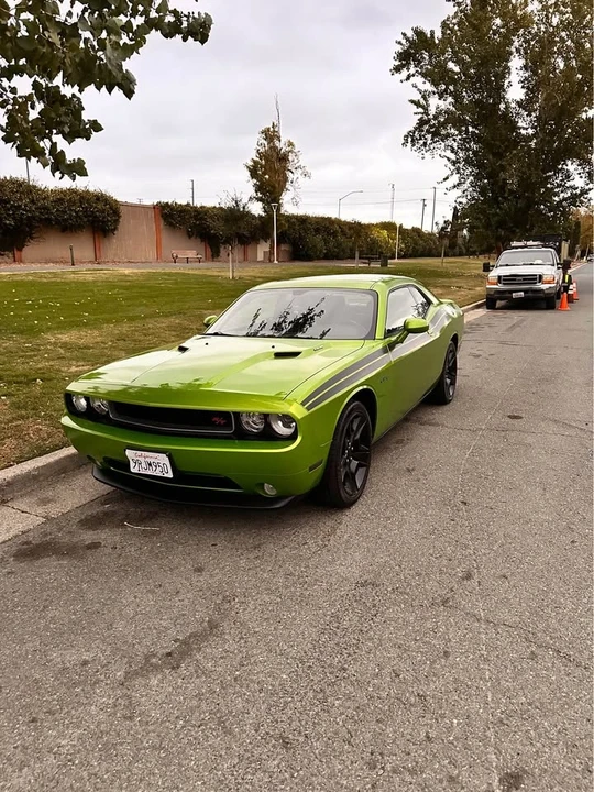 2011 Dodge Challenger 3rd Gen - Image 6 of 17