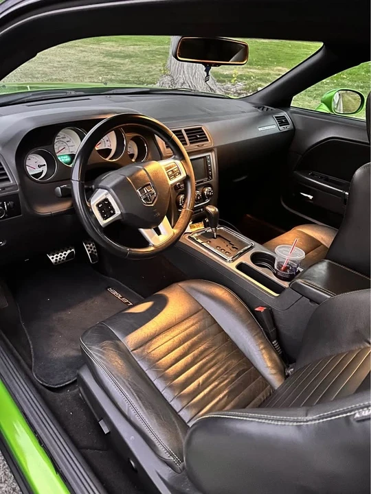 2011 Dodge Challenger 3rd Gen - Image 4 of 17
