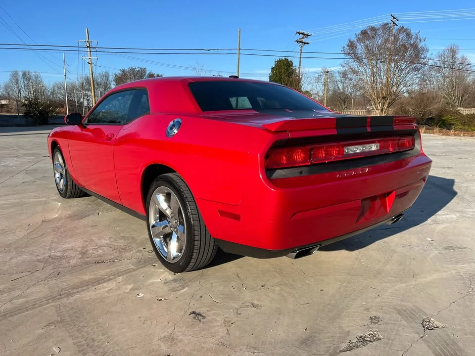 2011 Dodge Challenger 3rd Gen - Image 2 of 11