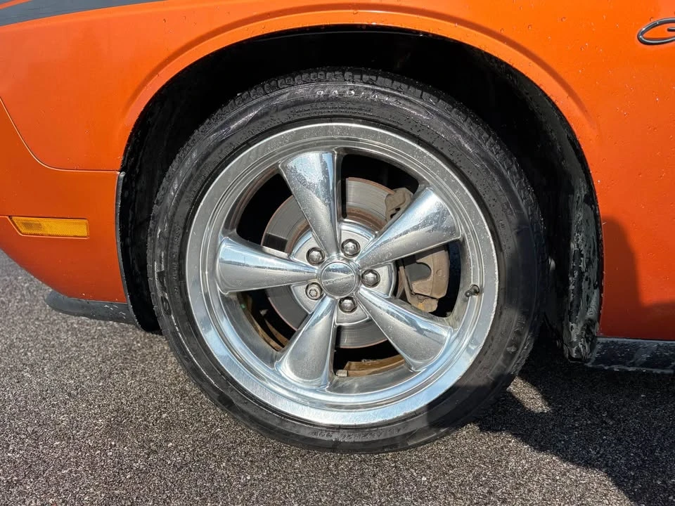 2011 Dodge Challenger 3rd Gen - Image 13 of 14
