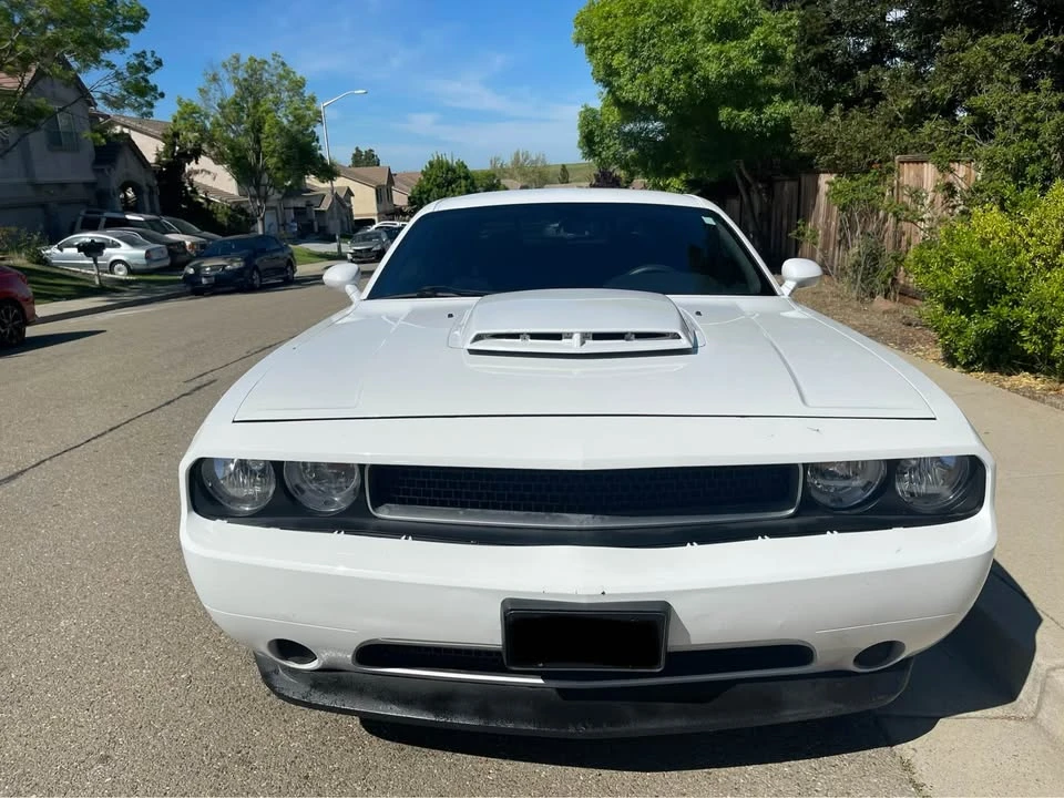 2011 Dodge Challenger 3rd Gen - Image 7 of 15