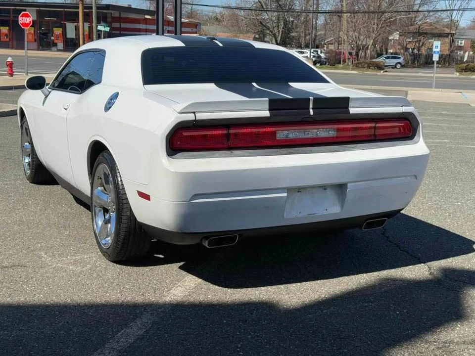 2011 Dodge Challenger 3rd Gen - Image 4 of 20