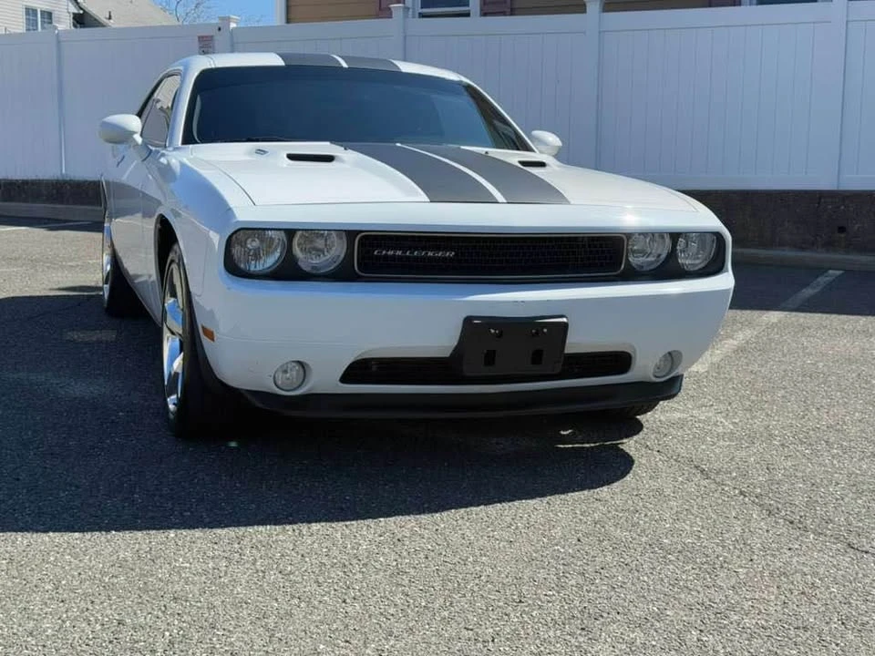 2011 Dodge Challenger 3rd Gen - Image 6 of 20