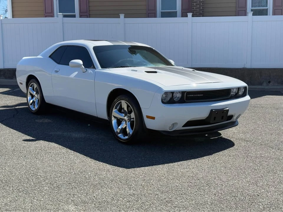 2011 Dodge Challenger 3rd Gen - Image 11 of 20