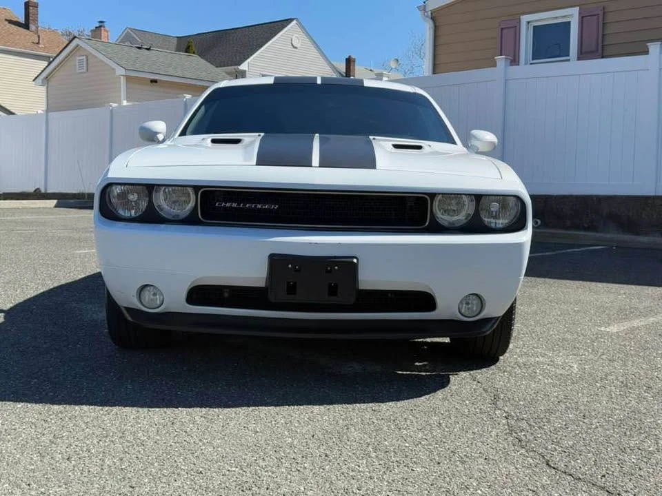 2011 Dodge Challenger 3rd Gen - Image 5 of 20