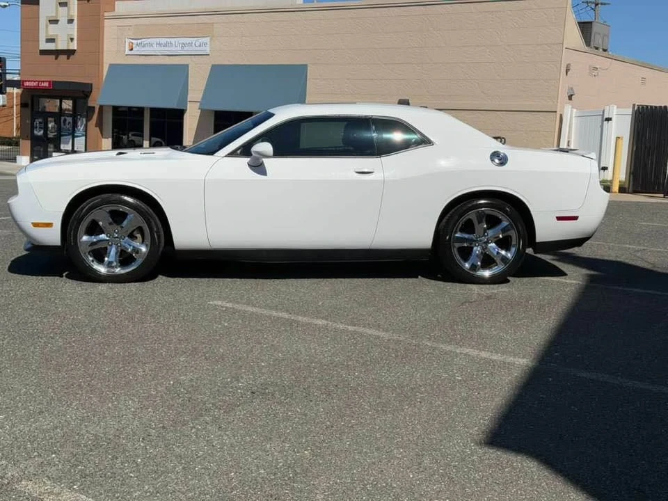 2011 Dodge Challenger 3rd Gen - Image 2 of 20