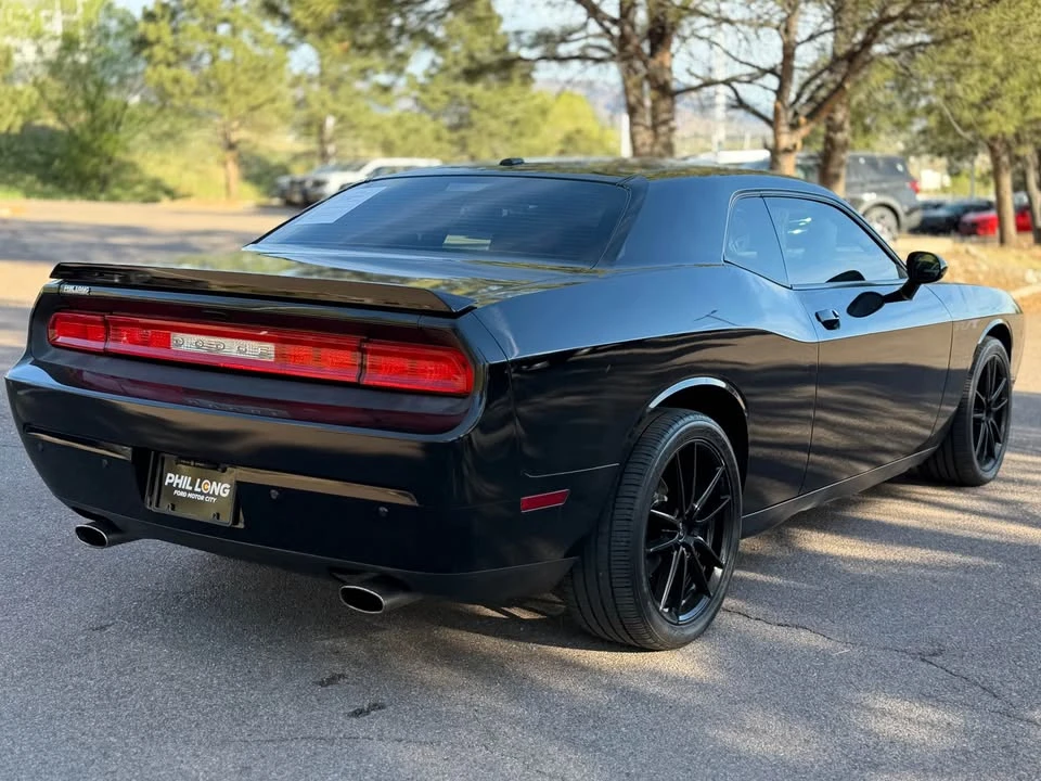 2011 Dodge Challenger 3rd Gen - Image 7 of 20
