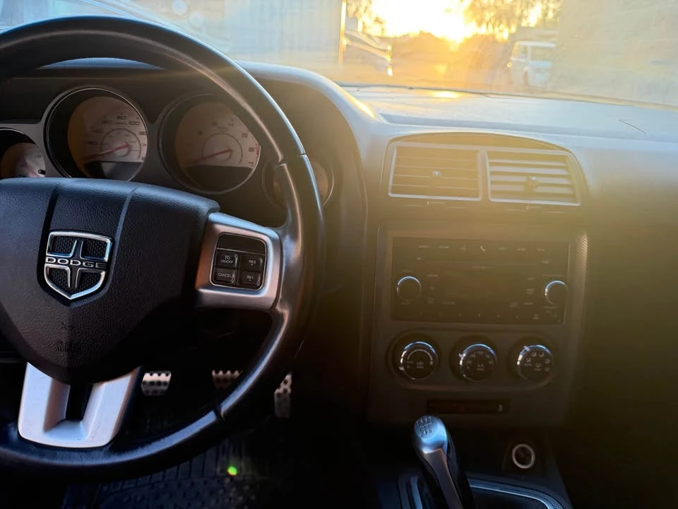 2011 Dodge Challenger 3rd Gen - Image 3 of 8