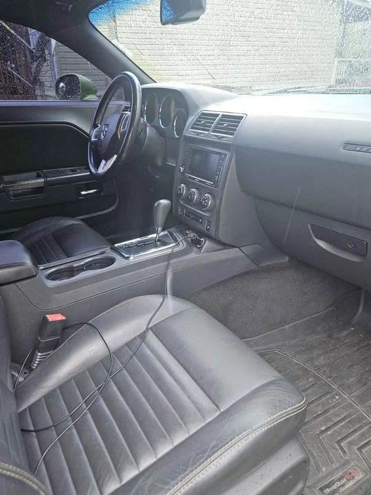 2011 Dodge Challenger 3rd Gen - Image 9 of 11