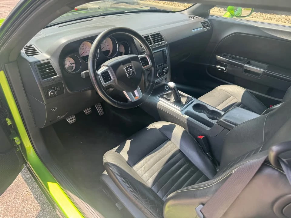 2011 Dodge Challenger 3rd Gen - Image 11 of 18